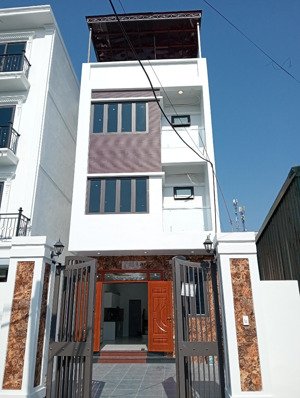 dt 83m2 xây mới 4 tầng , bán nhà đại thành - quốc oai , ô tô đỗ cửa , ở sướng chỉ hơn 5 tỷ