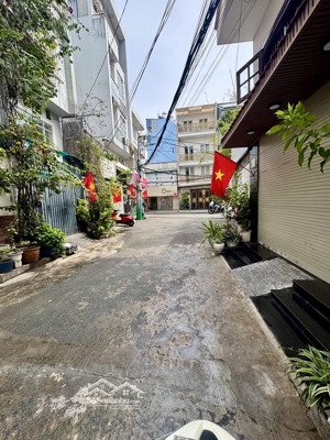 chung cư 26 đinh tiên hoàng( lê văn duyệt) 46.5m2 -tầng 1-sát cầu bông- 1 bước qua quận 1- chỉ 2.x