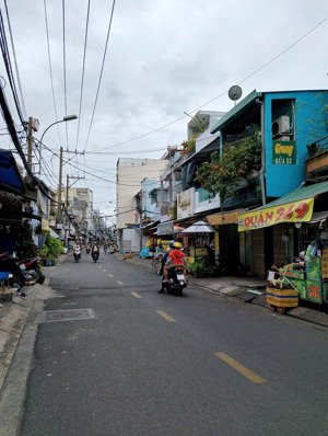 bán nhà lê quang sung - thông tứ tung - ngang 4.5m - tiện di chuyển ra trung tâm - chưa tới 5 tỷ
