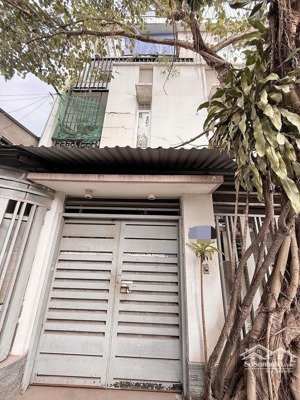tân phú - nhà 3 tầng 8,2x8,1m ngay tân sơn nhì - nhỉnh 5 tỷ xíu