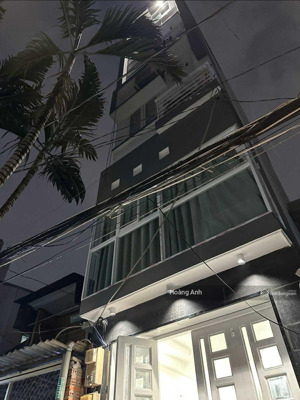 chdv 8 phòng khép kín - vị trí đắc địa ở quận 1 - dòng tiền 35tr/tháng