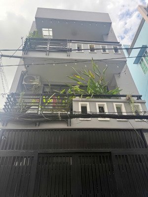 nhà giá siêu ngộp ngay cách mạng tháng 8 quận 10, 4pn 5wc full nội thất, shr giá nhỉnh 4 tỷ tl