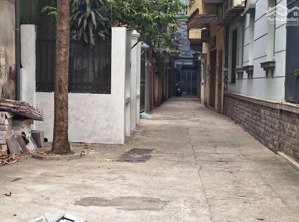 chính chủ bán đất cầu giấy diện tích 268m mặt tiền 17m xây ccmn tuyệt đẹp