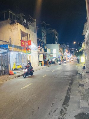 bán nhà hẻm nhựa 1 trục phú nhuận, 48m2 (5.4x8.8m) 2 tầng 3 phòng, chỉ 6.7 tỷ tl