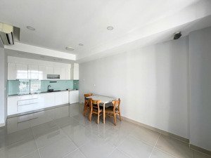 cho thuê ch golden mansion, 15 triệu, 70m2, 2pn, 2wc, đẹp, tầng cao nội thất cơ bản vào ở ngay