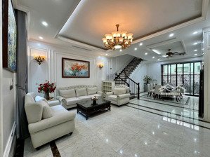 cho thuê biệt thự vinhomes the harmony long biên, nhà đẹp, sạch sẽ, sẵn nhà dọn vào ở ngay.