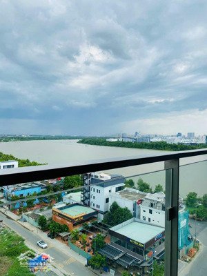 thuê gấp căn hộ view sông one verandah gía rẻ 22 triệu/ tháng, nội thất đầy đủ dọn vào ở ngay