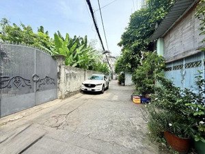 hoàng hoa thám- giáp phan đăng lưu - hxh ngang gần 5m - 67m2 4 tầng - 9.5 tỷ