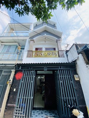 hàng hiếm! nhà đẹp nhất tầm giá 5 tỷ 888 tl - 4pn 4wc - nội thất cao cấp - hướng tây