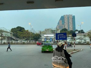 cho thuê nhà mặt phố giải phóng hai bà trưng, hà nội, 2 mặt tiền, 80 m2, giá hợp lý