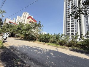 chính chủ bán đất dịch vụ khu b yên nghĩa, vị trí đẹp giá tốt, sẵn sổ công chứng