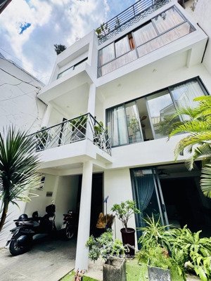 hàng hiếm - giảm sốc trước tết! nhà 2 mặt thoáng phú nhuận - 160m2