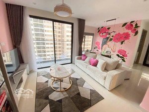 căn góc 2pn2wc thiết kế hồng xinh view thoáng ban công