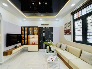 căn villa đà lạt giữa lòng sài gòn - xây mới - full nội thất - gần cityland - đi bình thạnh 5