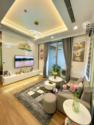 chính chủ bán căn hộ 66m2 tại golden palm lê văn lương: 2pn2vs giá 6,2 tỷ, view đẹp, lh: 