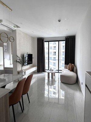 bán căn 2pn nội thất đẹp tại q2 thảo điền