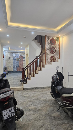 bán nhà giải phóng, phân lô gara, 60m2x 5 tầng thang máy