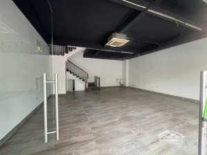 shophouse vinhomes ocean park 1 vừa ở vừa kinh doanh mặt đường 30m giá siêu rẻ 20 triệu/tháng