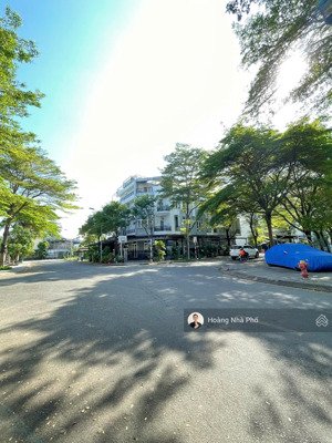 biệt thự nghỉ dưỡng 5 tầng có thang máy - 252m2 ngang 9m - đường 16m - 3 mặt nhà thoáng - 25 tỷ