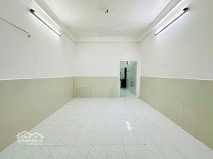 cho thuê nhà nguyên căn 60m2 trung tâm phú nhuận