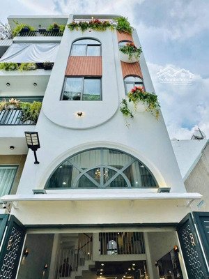 chủ cần bán nhà nguyễn văn trỗi, p10, phú nhuận, gần công viên hoàng văn thụ, giá 3tỷ7, dt 71,4m2