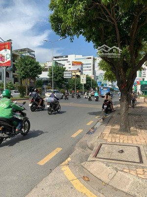 khuôn đất xây chdv đường cách mạng tháng tám - quận 10 - dt 9 x25m - ctxd hầm 6 tầng - giá 21 tỷ