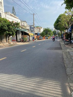 bán nhà 1 tầng - mặt tiền kd mạnh - gần trường hoa lư chỉ 7.3 tỷ