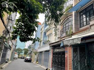 Bán nhà đẹp 5 tầng HXH nhánh Phan Đăng Lưu, full nội thất sổ vuông. Giá 10,8 tỷ hàng hiếm