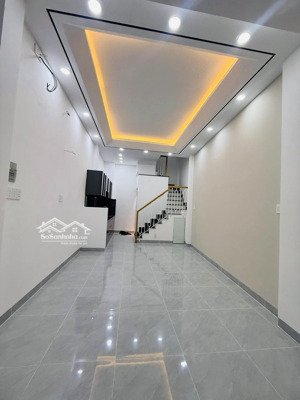 nhà hẻm xe tải âu dương lân q8-cách aeon mall 1km - qua q1,5,10 chỉ 2p