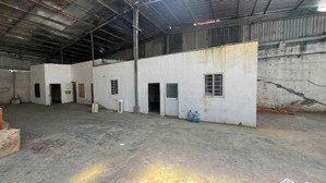 chính chủ cho thuê nhà xưởng an phú đông q12. dt: 1000m xe container