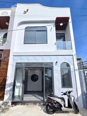 nhà thổ cư giá tốt -thiết kế 1 trệt 1 lầu đổ tấm hiện đại kiên cố !
- sổ riêng thổ cư 100%