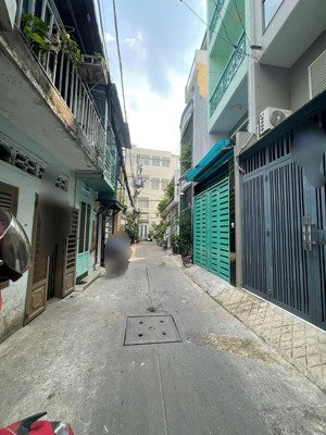 gấp bán căn nhà cực ngon khu bàu cát đồng đen, sát chợ hoàng hoa thám, 41m2 4 tầng st hxh 6m thông