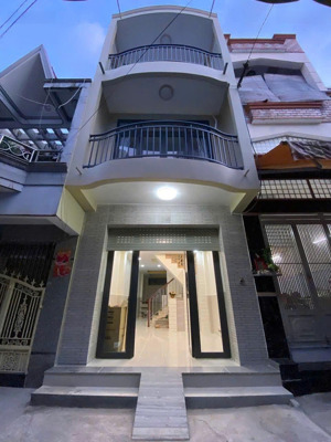 bán nhà mới đúc 3 tấm hẻm 5m đường kinh dương vương