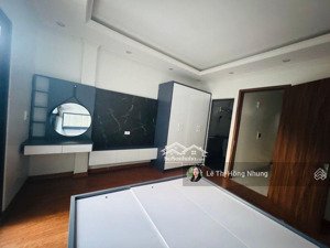 liên mạc, bán siêu phẩm lô góc, 35m2, 5t, thang máy, ngõ thông, oto tránh 10m