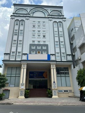 cho thuê toà nhà văn phòng đường út tịch phường 4 tphcm