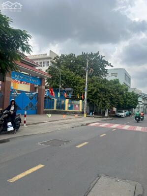 Vip P10 Đặng Văn Ngữ_Hoàng Diệu, Phú Nhuận, gần HXH, 3Pn, 2 Tầng, ngang 6m,79m2, 12.25 Tỷ