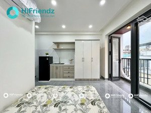 studio ban công ngay etown cộng hoà - cầu vượt hoàng hoa thám