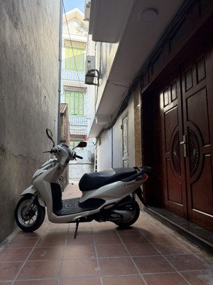 cc bán nhà ngay phố ái mộ - bồ đề - đối diện wellsprings, bãi đỗ ô tô ngay nhà - 32m2x4t- 8 tỷ xíu