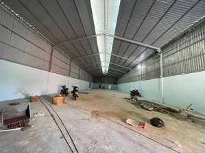 cho thuê 600m2 - 1.000m2 - 1.300m2 kho xưởng tại bến cát bình dương