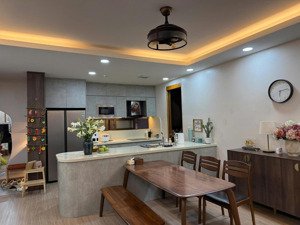 bán 7.5 tỷ căn hộ sky park - 2 phòng ngủ, nhận nhà ngay