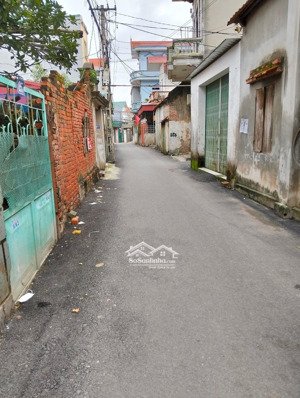 bán gấp nhà bích hoà, thanh oai, ô tô gần, 50m2, 3 tầng, 4.5 tỷ