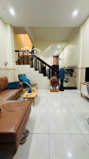 48m2 hẻm 3 gác nhà 2 tầng btct đường tạ quang bửu phường chánh hưng mới chỉ 3.5 tỷ