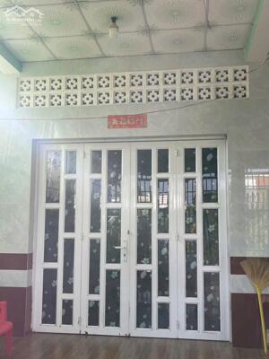 BÁN NHÀ SAU KHU ĐỀN THỜ PHẠM HÙNG, Ô TÔ TỚI NHÀ GẦN BV ĐA KHOA TỈNH VĨNH LONG