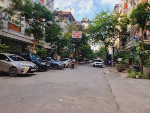 mới). gà đẻ trứng vàng 1 tỷ/năm ô tô đỗ cửa, s=65m2 trước sau đều có ngõ ô tô, lh 