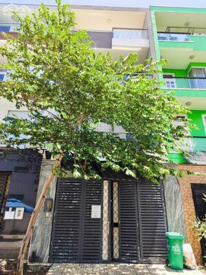 Nhà 5×18, đúc 3 lầu đường 10m-giáp khu Tên Lửa (gần cầu vượt cty bon-chen)