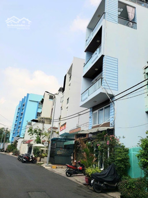 siêu giảm giá 5 tỉ vì ngộp bank, mặt tiền tam đảo, q10, 4,3x16, cho thuê 35tr. bán gấp giá chỉ 19t