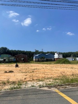 bán đất tại khu công nghiệp (bình phước cũ) giá chỉ 2triệu/m2