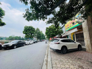 siêu phẩm view hồ - tòa vp quận thanh xuân - 9 tầng thang máy - vỉa hè - ôtô - kinh doanh