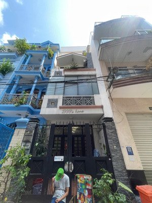 bán nhà hxh nguyễn cửu vân p. 17 bt hầm trệt lửng 3 lầu 4x17m (68m2) giá: 17,5 tỷ khu hiếm nhà bán