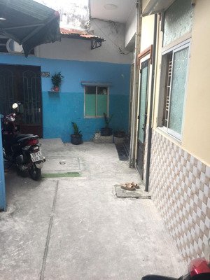 nhà lương văn can p15 q8 giá 2ty680 tl. dt 4x6. 1trệt 1lầu 2pn 2wc sổ hồng riêng. hẻm 3m. hoàn công